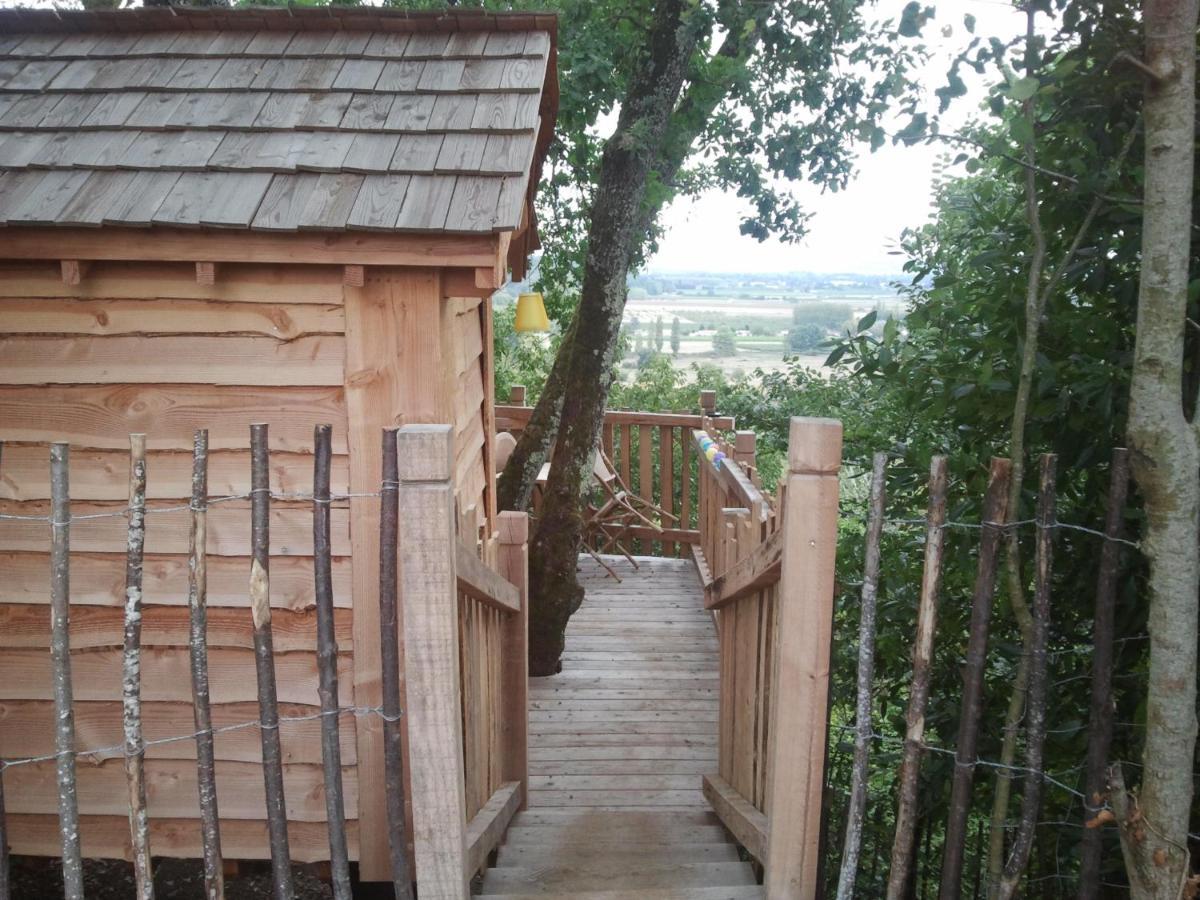 Nuits Perchees A Laroque Bed & Breakfast Saint-Antoine-de-Breuilh ภายนอก รูปภาพ