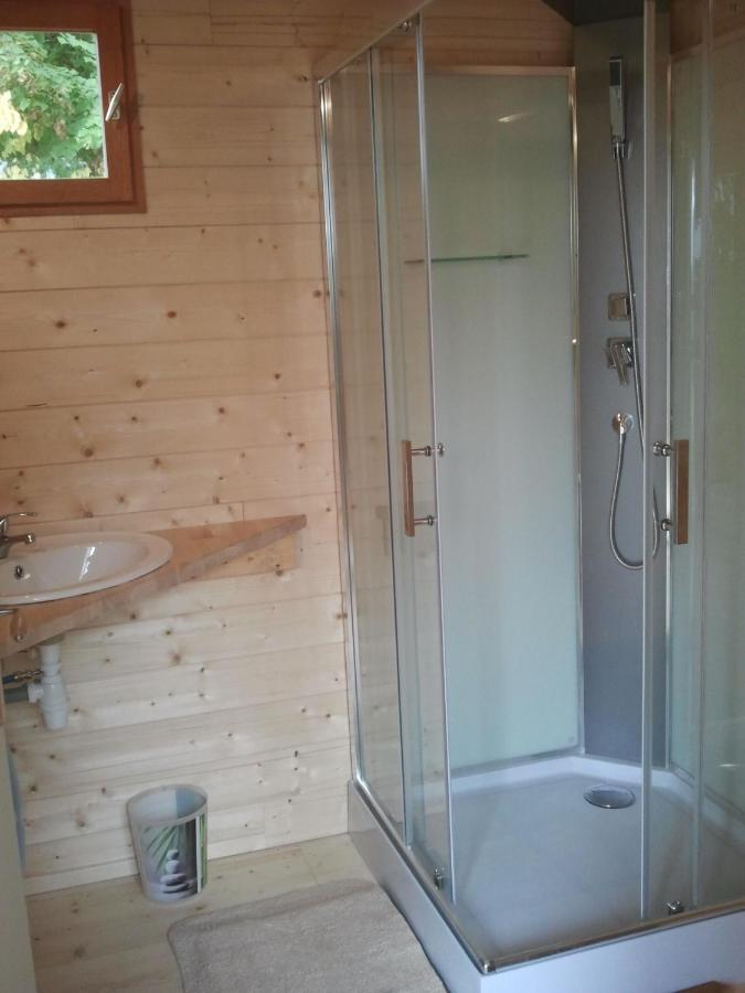Nuits Perchees A Laroque Bed & Breakfast Saint-Antoine-de-Breuilh ภายนอก รูปภาพ